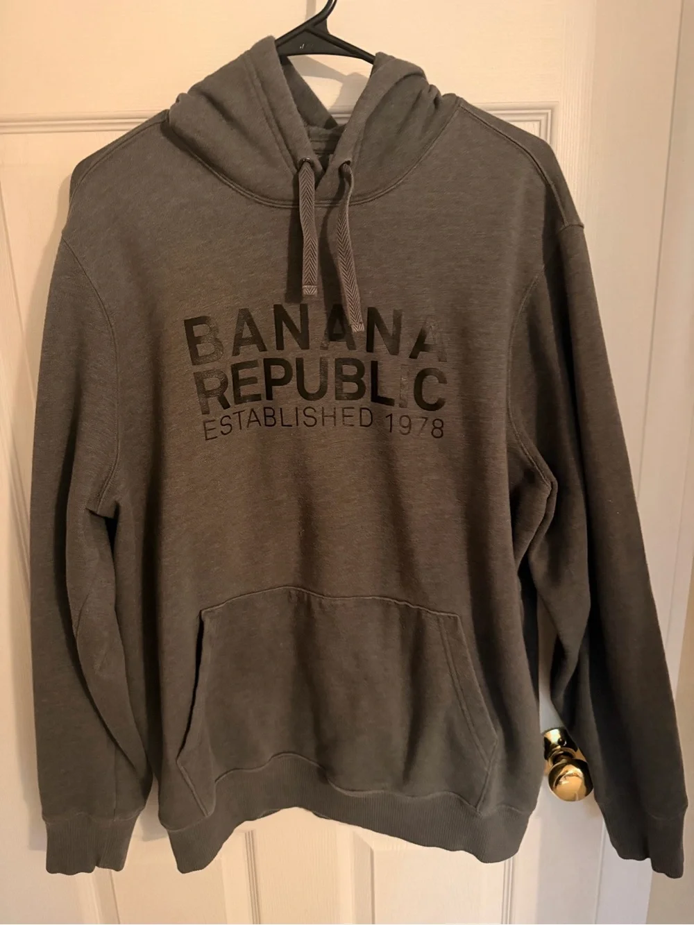 Banana Republic Men's Charcoal Gray Pullover Hoodie